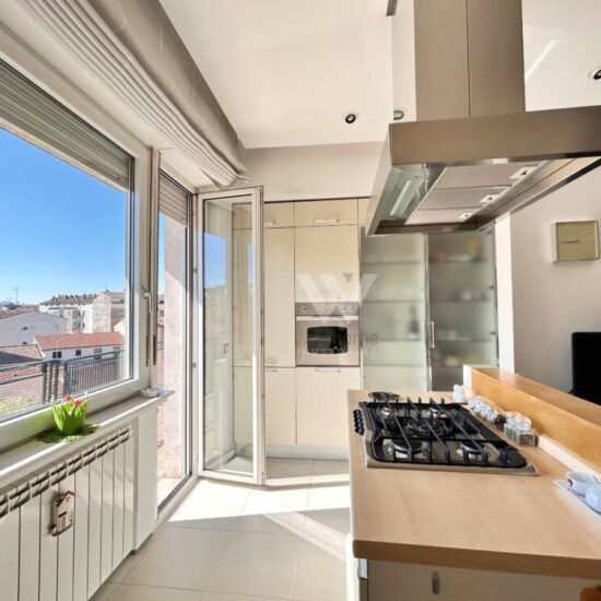 Property Featured Image